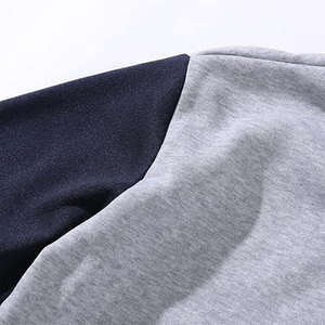 Chaqueta Deportiva para Hombre de Alta Calidad con Bordado, Cargada por Dress Sports - Product Image 3