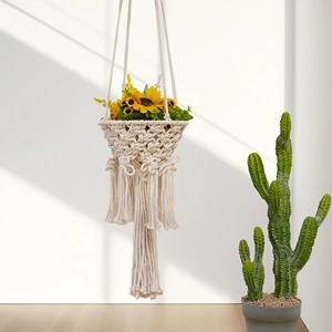 Panier suspendu en macramé bohème, parfait pour les fruits, les légumes, les plantes, rangement élégant pour la cuisine et décoration intérieure, en provenance d'Inde - Product Image 3