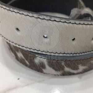 Nuevo Cinturón de Cuero con Pelo de Alta Calidad, Hebilla de Acero, Ligero y Ecológico, en Venta Online - Product Image 6