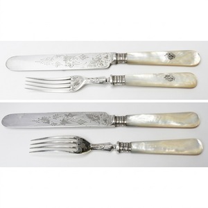 Juego de cubiertos de plata alemana antigua al por mayor con cuchillas grabadas y mangos de nácar, vajilla vintage coleccionable - Product Image 3