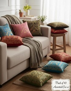 Housse de coussin en brocart indien - Éléphant et paon or Zari, lot de 10 - Product Image 1