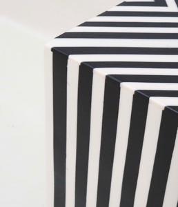 Mesa de Cajones con Incrustaciones de Hueso de ILAHI, Diseño Moderno con Detalles de Ágata, Almacenamiento de Tres Niveles, Mueble Portátil para el Hogar - Product Image 1