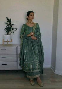 Indian Party Wear Dress For <b>Women</b> Pink Motifs Embroidered Sleeveless <b>Kurta</b> With Palazzos & Dupatta Anarkali Gown Pakistani Dres - Product Image 1