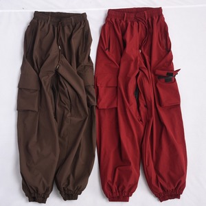 Pantalones Cargo Unisex con Cordón Ajustable, Cintura Elástica, Corte Holgado, Color Rojo Marrón, Estilo Urbano para Adultos - Product Image 1