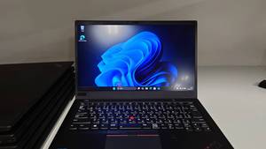 แล็ปท็อป Lenovo Thinkpad มือสอง รุ่นพิเศษ X1 Carbon Gen6 Intel Core i5 รุ่นที่ 8 แรม 8GB SSD 256GB หน้าจอ 14 นิ้ว - Product Image 6