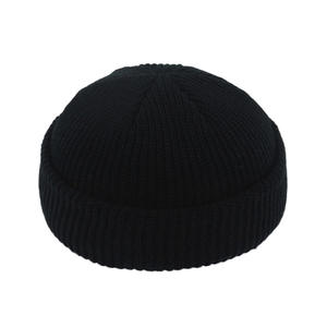 Bonnet en laine personnalisé en gros avec logo sur mesure – Fabricant de bonnets pour les détaillants de streetwear aux États-Unis - Product Image 2
