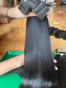 ผมเวียดนามแท้ เกรด 12A แบบไม่ผ่านกระบวนการ 100%  จัดเรียงเกล็ดผม  แบบเป็นมัด  ขายส่ง  ผู้จัดจำหน่ายยอดนิยม  ต่อผมแท้ - Product Image 3