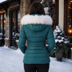 Chaqueta de Plumón Corta Impermeable para Mujer, Cuello Alto, Ajustada a la Cintura, Nueva Colección Invierno 2026, con Acabado Brillante de Pluma de Ganso, No Requiere Lavado, Corte Ajustado - Product Image 2