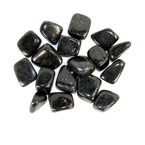 Nuumaite Pierres Roulées Artisanales en Agate Naturelle - Product Image 6