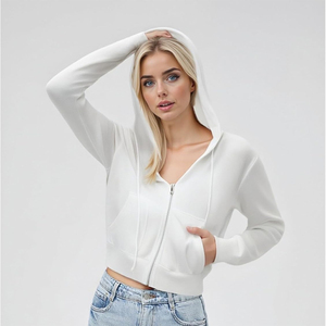 Hoodies courts en gros pour femme, couleur blanche, à fermeture éclair, manches longues, pull-over, pour la gym et le fitness - Product Image 1