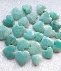 Pierre précieuse naturelle en amazonite verte, forme cœur, cabochon, mélange de couleurs multibrillantes, tailles variées pour la fabrication de bijoux, calibrée, 15x15 mm - Product Image 3