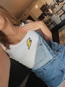 Débardeur en coton tricoté pour femme avec plumes, respirant, écologique, streetwear d'été, vêtements OEM pour commandes en gros - Product Image 3