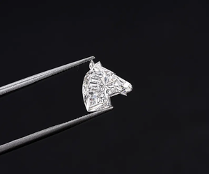 Diamante de 2.02 CT, 8.6 x 8.5 mm, corte Horse Face, diamante cultivado en laboratorio, corte antiguo, corte único, para anillo de boda, colgante. - Product Image 1