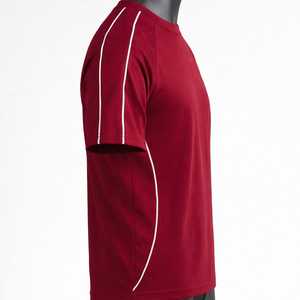 เสื้อยืดคอกลมแขนสั้นสีแดงสำหรับผู้ชาย ทรงปกติ ผ้าถัก สีพื้น โพลีเอสเตอร์ 100% แห้งเร็ว - Product Image 6