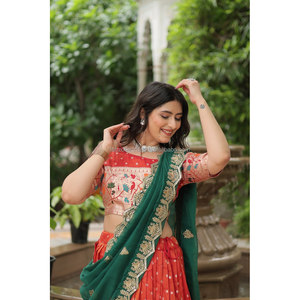 Séduisante Cosmos Jequard Lehenga Choli Ensemble Soie Russe Brodé Dupatta Tendance Femme Fusion Mode - Product Image 5