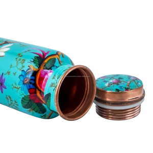 Botella de Metal y Cobre para Bebidas, Diseño Esmaltado, Tapa Hermética, Apta para Lavavajillas, Unisex - Product Image 3