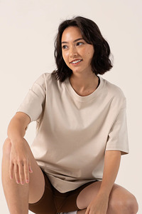 OEM ODM Women's Oversized Crew Neck Cotton <b>T</b>-<b>Shirts</b> Wholesale Women's Oversized Drop Shoulder <b>T</b>-<b>Shirt</b> 100% Cotton Tee - Product Image 5