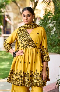 ชุดชาราร่าสำเร็จรูปสำหรับผู้หญิงยี่ห้อชิโนน พร้อมงานปักลายสไตล์ชาติพันธุ์ สำหรับงานแต่งงาน งานพรอม และงานดิวาลี - Product Image 6