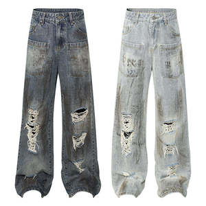 Jeans à coupe droite et effet usé, conçus pour la mode décontractée moderne - Product Image 3