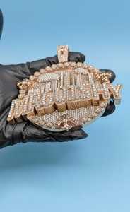 จี้ห้อยคอฮิปฮอปสองสีชุบทองคำ 18K แบบสั่งทำพิเศษ ประดับเพชรโมอิสซาไนต์ VVS เงินแท้ 925 รูปวงกลมพร้อมอักษรย่อชื่อ - Product Image 3