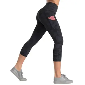 OEM Design Active Wear Custom Made Printed Black Camo Capri Leggings Yoga Pants with Phone Pocket Push Up Yoga Capri