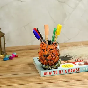 Porte-stylo rond artistique en forme de tête de lion, accessoire de bureau décoratif, en résine faite à la main - Product Image 1