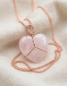 Collar con Colgante de Corazón de Cuarzo Rosa Natural, Chapado en Oro sobre Latón, Joyería de Piedras Preciosas Personalizada, Proveedor Mayorista - Product Image 2