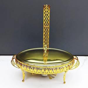 Elegante calentador de alimentos tipo buffet de metal y vidrio, ideal para catering de bodas de lujo y presentaciones de banquetes. - Product Image 3