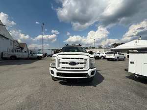 Camión Tractor de Alto Rendimiento, 6x4, Cabina con Cama, Diésel, para Transporte de Mercancías a Larga Distancia y Carga a Granel - Product Image 5