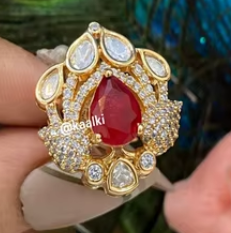 Bague fantaisie plaquée or Sculpture florale en laiton pour mariages et événements familiaux pour mariages, fêtes et fiançailles - Product Image 2