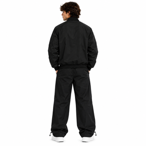 Chaqueta Bomber Clásica Personalizada OEM, Cortavientos Ligero de Nylon con Cuello y Puños Acanalados, Estilo Urbano, Bolsillos Utilitarios, Venta al por Mayor - Product Image 2