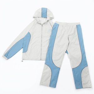 Conjuntos de Chaqueta Cortavientos de Nailon para Hombre con Logotipo Personalizado, Estilo Urbano, Sudaderas con Capucha y Pantalones Deportivos Transpirables - Product Image 1