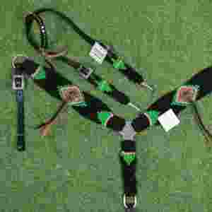 ชุดอุปกรณ์ม้าขนโมแฮร์สีเขียวและสีดำ พร้อมหนังอาร์เจนตินา ขนาดรอบเอว 32 นิ้ว ทำจากหนังอาร์เจนตินา - Product Image 3