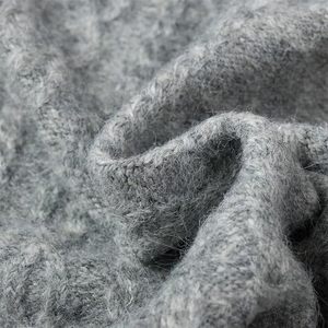 Cardigan respirant à col en V avec garniture perlée pour homme, pull tricoté boutonné à motif losanges pour le gala - Product Image 5