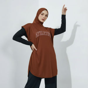 Robe de sport ample et modeste pour femmes musulmanes, tunique longue de sport avec hijab intégré, respirante, écologique, UPF50+, vêtements de sport pour la salle de sport - Product Image 1