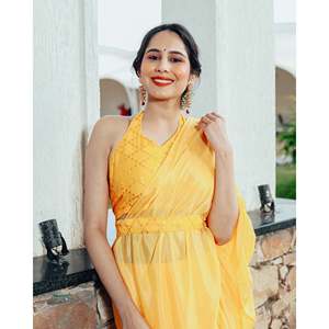 Sari Sharara tendance ethnique indien en viscose et mousseline, coupe trapèze, taille naturelle, pour festivals et mariages, jaune - Product Image 2