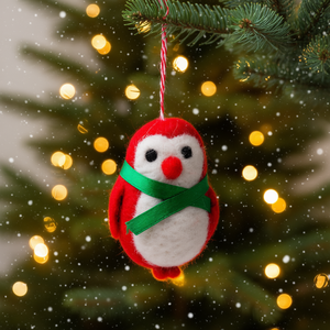 Pingouin rouge en feutre de laine de qualité supérieure, cadeau de Noël - Product Image 3