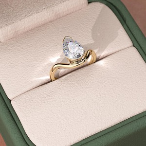 แหวนเพชรรูปลูกแพร์2.00 CT _ 14K ก้านเกลียวสีทอง - Product Image 3