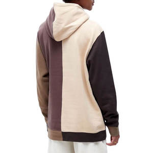 Un sweat à capuche moderne pour homme, au design épuré, au toucher confortable et au style facile à porter pour un look quotidien. - Product Image 2