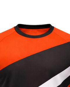 Camiseta Deportiva Personalizada para Hombre, Naranja y Negra, de Secado Rápido, Poliéster y Elastano, para Gimnasio, Running, Entrenamiento, Manga Corta, con Estampado Personalizado - Product Image 5