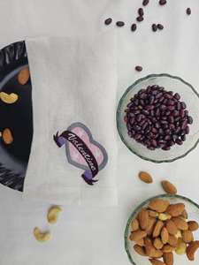 Servilletas de Lino Bordadas Personalizadas, Juego de Servilletas con Nombre Personalizado Hechas a Mano para Cena de San Valentín y Decoración Romántica del Hogar - Product Image 5