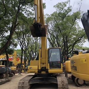 KOMATSU PC220 Usada en Venta. - Product Image 6