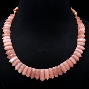 Flashy <b>Peach</b> Moonstone Beaded Necklace For Women Handmade Gemstone Choker Statement Jewelry Natural Moonstone Necklace Elegant - Product Image 1
