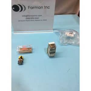 2 LAM Research 766-000433-001 VALVE, SOLENOID, 24V - Équipements et pièces semi-conducteurs d'occasion fiables à l'échelle mondiale chez - Product Image 2