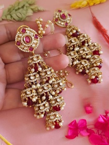Boucles d'oreilles pendantes tendance en moissanite plaquée or de qualité supérieure pour femme, idéales pour les soirées et les fêtes, collection mode - Product Image 2