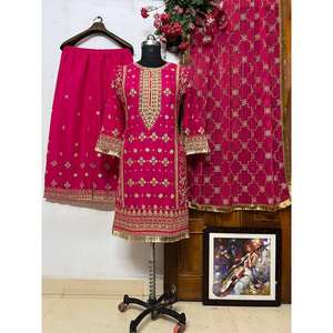 Conjunto de Top y fondo de mujer de diseñador con Dupatta para ropa de fiesta - Product Image 1