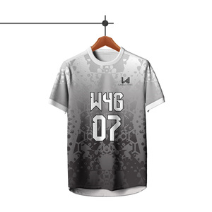 Maillot de football sublimé unisexe à manches courtes, en maille respirante 100 % polyester, col rond, imprimé géométrique, coupe classique - Product Image 1