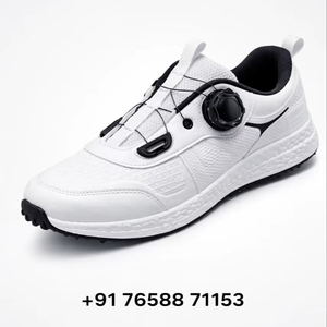 Chaussures de cricket de qualité supérieure |   Chaussures à semelle en caoutchouc à forte adhérence |   Chaussures de cricket légères et confortables - Product Image 1