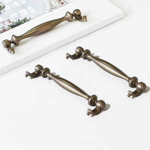 High Quality <b>Antique</b> <b>Brass</b> Zinc Alloy European Style Cabinet Handles Drawer Pulls for Kitchen Wardrobe Dresser-Durable - Product Image 3