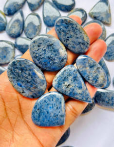 Dumortierite หินควอตซ์สำหรับบำบัดอัญมณีควอทซ์ดูเลอไรต์แบบหลวมทำด้วยมือราคาขายส่ง - Product Image 1